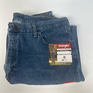 Wrangler Men's Relaxed Fit Denim Regular Fit Straigh Blue light Jeans 38x29 NEW